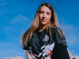 TSM's All-Women Apex Squad